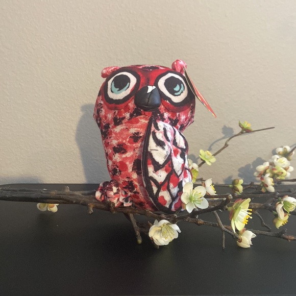 ๐ฆ Owl Pals: Red, Black & White Owl ๐ฆ - Picture 2 of 15